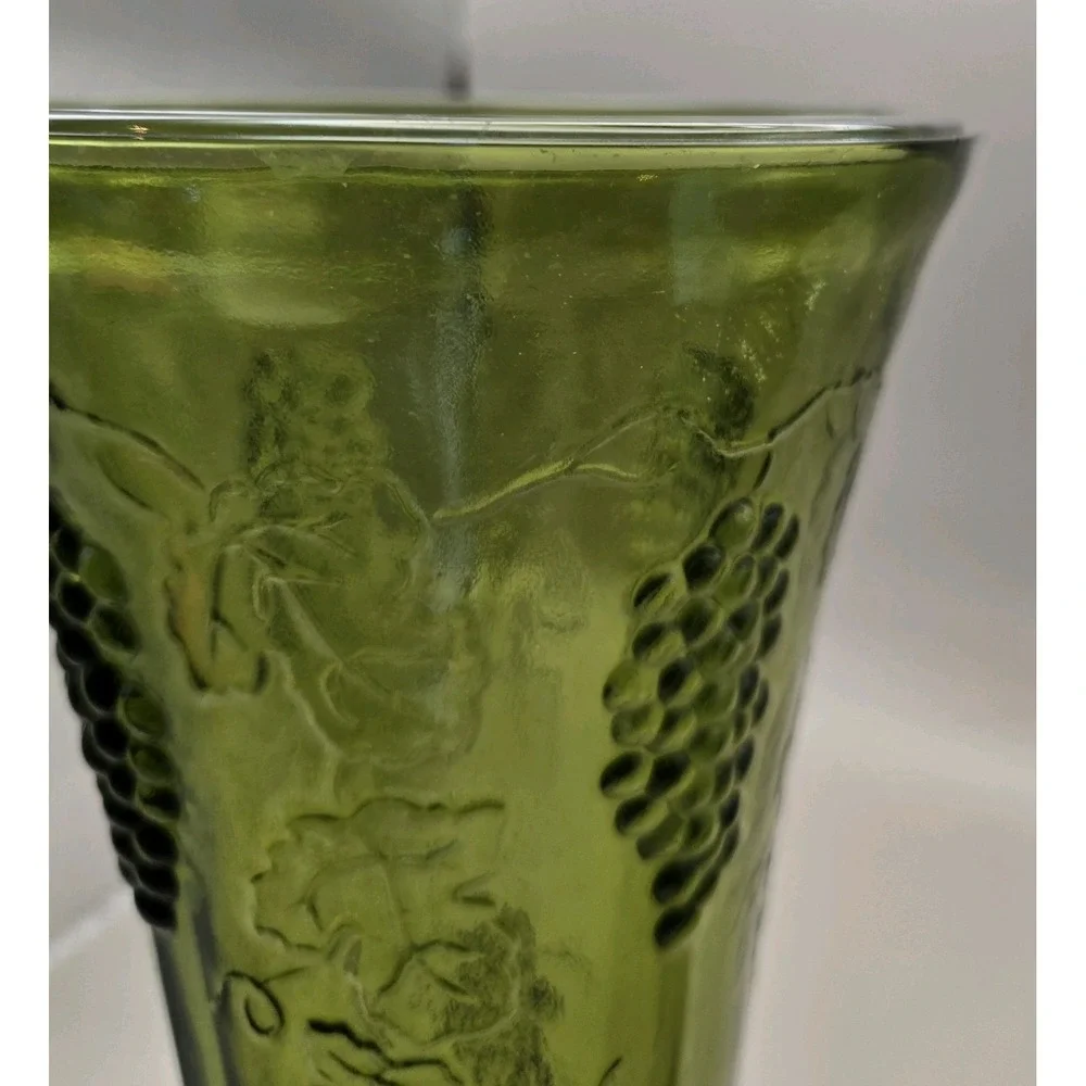 Vintage MCM Vase Green Glass Pedestal‎ Indiana Pressed Depression Glass 70's